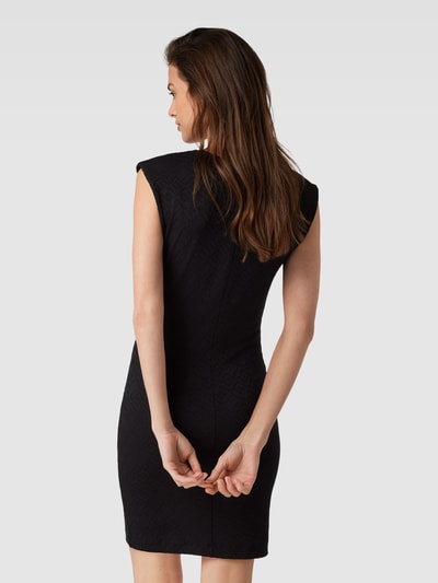Guess Sukienka etui o długości do kolan ze wzorem z logo na całej powierzchni model ‘OFELIA’ Czarny 5