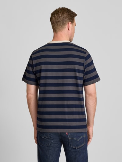 Forét T-Shirt aus Escorial Wolle mit Logo-Stitching Modell 'RAY' Anthrazit 5