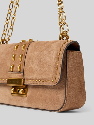 Productfoto, Handtasche mit Schulterriem Modell 'TRIBECA' van MICHAEL Michael Kors, beige suède look, goudkleurige details, structuur zichtbaar, hoofdvak met overslag en kliksluiting, afmetingen 23x13x7 cm, schouderriem 109 cm.