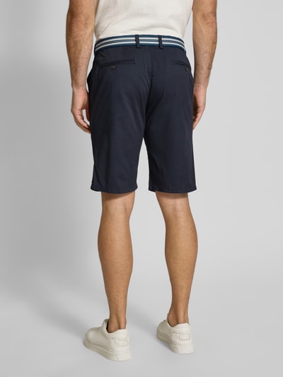 Christian Berg Men Regular Fit Bermudas mit Gürtel Marine 5