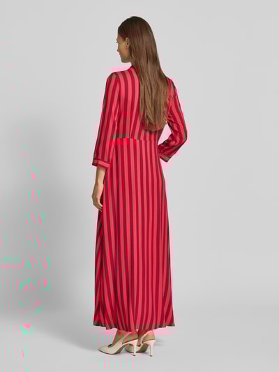 YAS Maxikleid mit Knopfleiste Modell 'SAVANNA' Pink 5