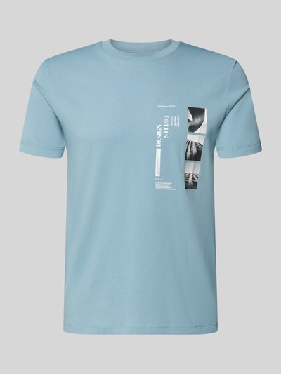 Productfoto, Regular Fit T-Shirt aus reiner Baumwolle van Tom Tailor Denim in effen lichtblauw met foto- en tekstprint, ronde hals, korte mouw