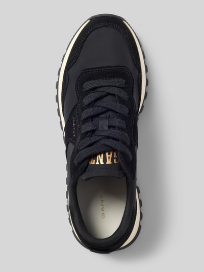 Produktfoto, Sneaker mit profilierter Sohle Modell 'Caffay' von GANT in unifarbener Optik mit Logo-Schriftzug, beige Sohle, Damen Sneaker