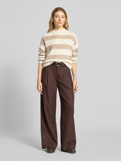 Vero Moda Regular Fit Pullover mit Allover-Muster Modell 'NEZ' Offwhite 1