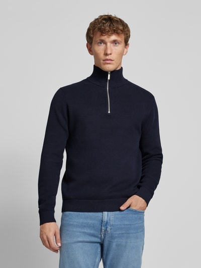 SELECTED HOMME Sweter z dzianiny z prążkowanymi wykończeniami model ‘DANE’ Ciemnoniebieski 4