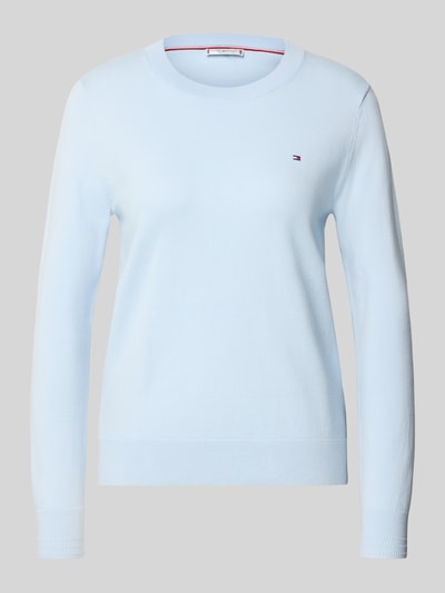 Produktfoto, Regular Fit Strickpullover aus Baumwoll-Mix von Tommy Hilfiger w kolorze jasnoniebieskim, gładki, logo, crew neck, rękawy długie, bawełniany rippstrick