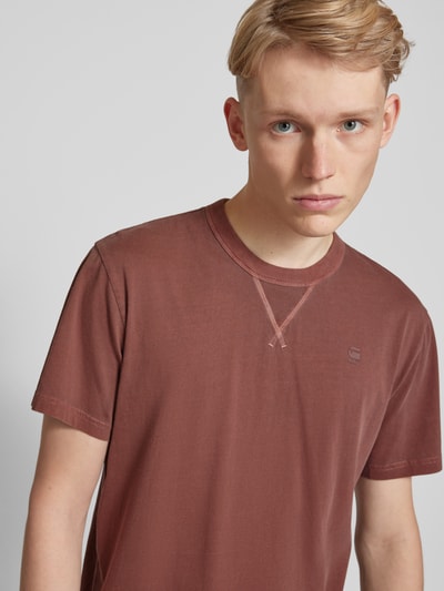 G-Star Raw T-Shirt mit Label-Print Modell 'Nifous' Rostrot 3