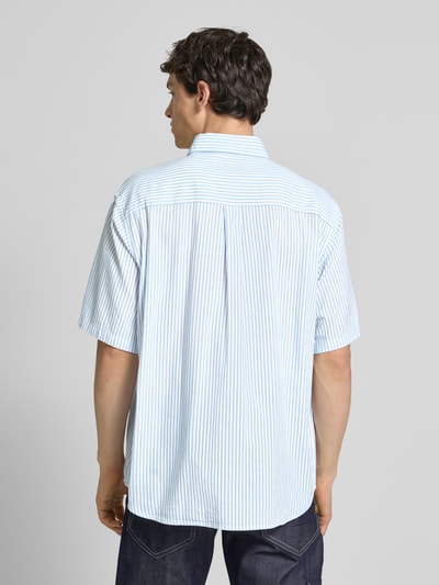 Carhartt Work In Progress Freizeithemd mit Knopfleiste Modell 'PHELPS' Hellblau 5