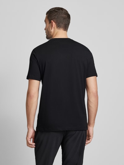 HUGO T-Shirt mit Motiv-Print Modell 'Dayaking' Black 5