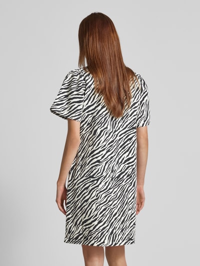 ICHI Knielanges Kleid mit V-Ausschnitt Modell 'ZEBRA' Black 5