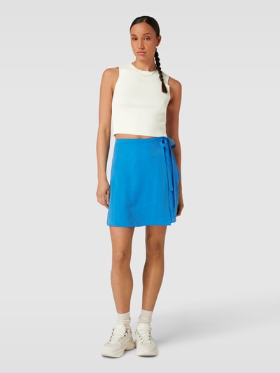 Only Crop Top aus Viskose-Mix mit Rundhalsausschnitt Modell 'MAJLI' Offwhite 1