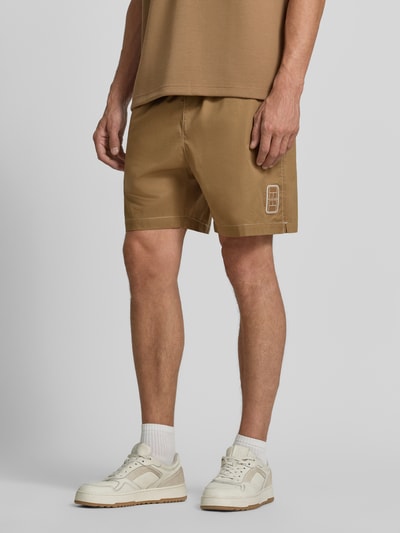 Lacoste Relaxed Fit Sweatshorts aus reiner Baumwolle Hazel 4
