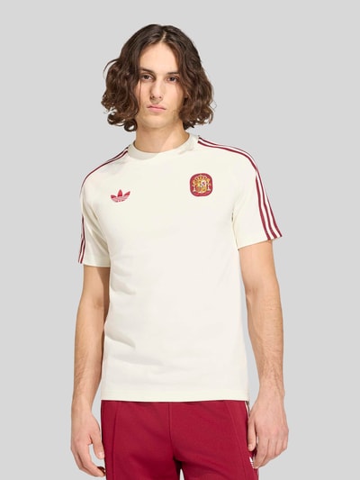 adidas Originals t-shirt o kroju slim fit z mieszanki bawełny Złamany biały 4
