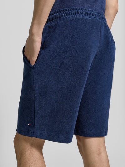 Tommy Hilfiger Loose Fit Sweatshorts aus reiner Baumwolle Modell 'TOWELLING SWEATSHORTS' Marine 3