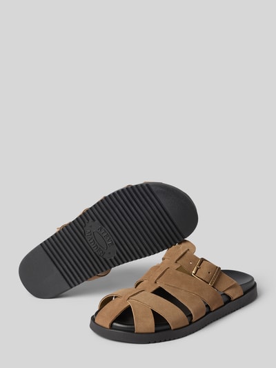 Produktfoto, Clogs aus Leder mit Dornschließe Modell 'Mamba' von Steve Madden in Braun, Abgerundete-Spitze, Schlupfform, Absatzhöhe 2 cm, Damen