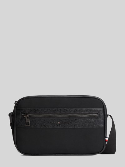 Tommy Hilfiger Umhängetasche mit Reißverschluss und Logo-Detail BLACK 2