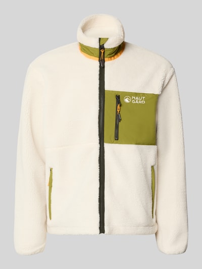 Produktfoto, Regular Fit Fleecejacke mit Stehkragen von NAUTGÅRD in Creme mit olivgrünen Details, Logo-Stitching, Napoleontasche, weiche Fleece-Textur, Herren Fleecejacke, Schulterbreite 51 cm, Rückenlänge 70 cm, Brustweite 56 cm, Ärmellänge 63 cm