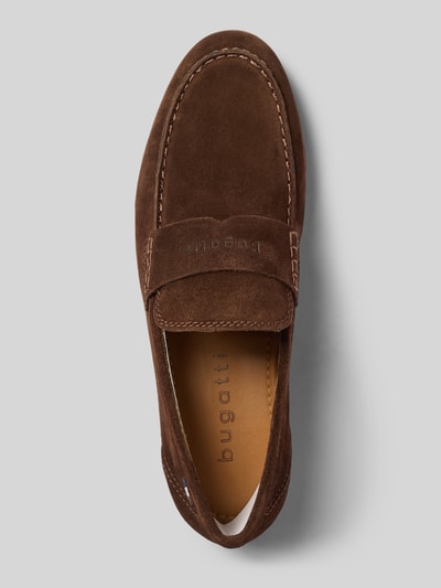 Produktfoto, Loafer aus echtem Leder mit Logo-Detail Modell 'Trip' von bugatti in Braun mit abgerundeter Passform und profilierter Sohle, Absatzhöhe 2 cm, Schafthöhe 8 cm, Schaftweite 6 cm