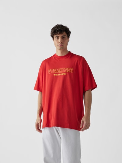 VETEMENTS Oversized T-Shirt mit Label-Print Rot 4