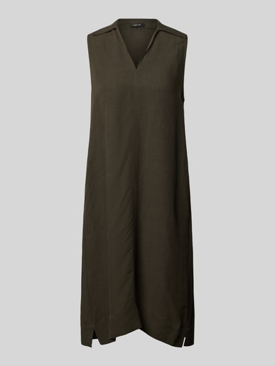 Produktfoto, Knielanges Kleid aus Viskose-Leinen-Mix Modell 'Wika' von OPUS in dunklem Oliv, A-Linie, mit Umlegekragen, V-Ausschnitt, glatte Textur, Damen Kleid, Rückenlänge 100 cm, Brustweite 43 cm, einfache Linien, leicht strukturierte Oberfläche.
