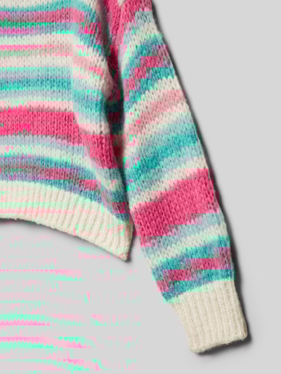 Only Sweter z dzianiny o kroju comfort fit z okrągłym dekoltem model ‘ALYSSA’ Écru 2