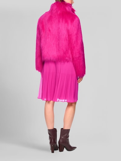 Marc Cain Webpelzjacke mit hohem Stehkragen Pink 5
