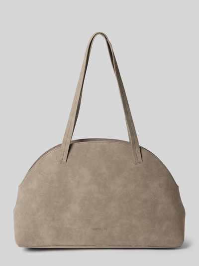 Produktfoto, Handtasche mit Logo-Prägung Modell 'Balour' von Someday in Beige, offenes Hauptfach, schmale Schulterriemen, Reißverschlussfach, Maße Breite 45 cm, Länge 30 cm, Tiefe 12 cm, Riemenlänge 65 cm