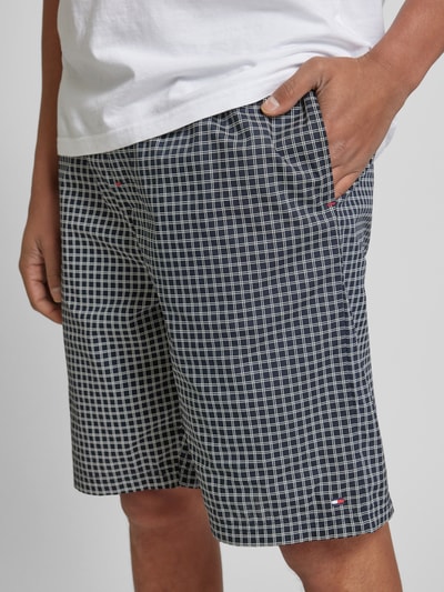 Tommy Hilfiger Regular Fit Shorts mit Gitterkaro Black 3