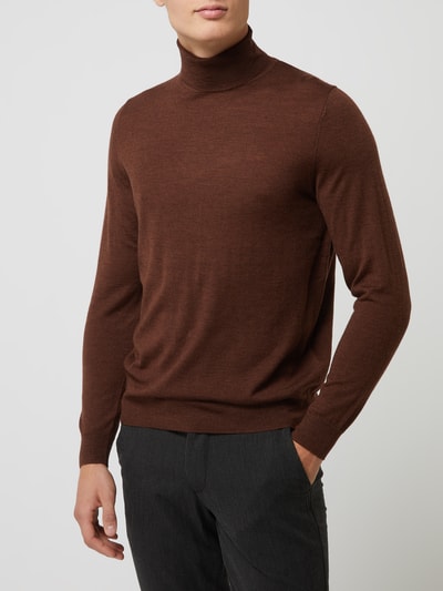 Carl Gross Modern Fit Rollkragenpullover aus Schurwolle Mittelbraun 4