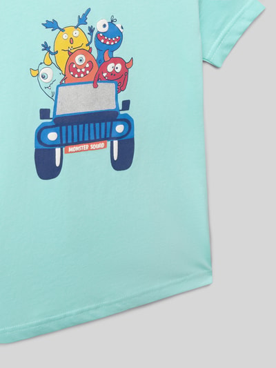 Produktfoto, Regular Fit T-Shirt mit Motiv-Print von Blue Seven, dziecięcy t-shirt z bawełny, krój regular fit, nadruk z motywem, okrągły dekolt, długość tyłu w rozmiarze 116: 44 cm, kolor jasnoniebieski, nadruk kolorowych postaci na przodzie, gładka tekstura