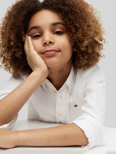 Tommy Hilfiger Teens Koszula o kroju regular fit z mieszanki bawełny Biały 3