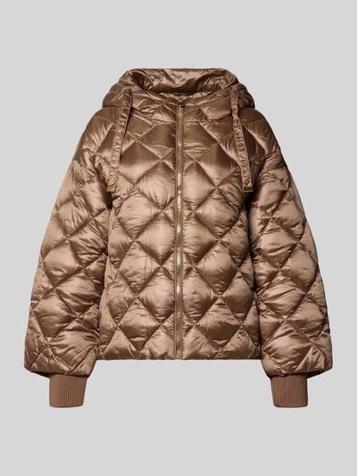 Produktfoto, Oversized Steppjacke mit Kapuze van Stefanel in glanzende bruintint met stiksels, ribboorden, rits, maat S ruglengte 65 cm, schouderbreedte 64 cm, borstwijdte 50 cm, mouwlengte 51 cm, dames gewatteerd jack met capuchon, web-look
