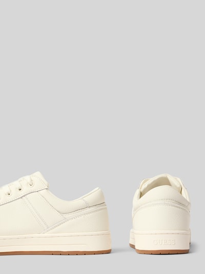 Produktfoto, Sneaker aus Leder mit Label-Detail Modell 'UDDENT' van guess voor heren, echt leer, afgeronde punt, vetersluiting, model, labeldetail, hakhoogte maat 44: 3 cm, schachthoogte maat 44: 7 cm, schachtbreedte maat 44: 9 cm.