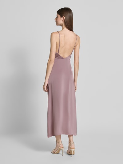 Vila Sukienka midi z satyny z lejącym dekoltem model ‘RAVENNA’ Fiołkoworóżowy 5