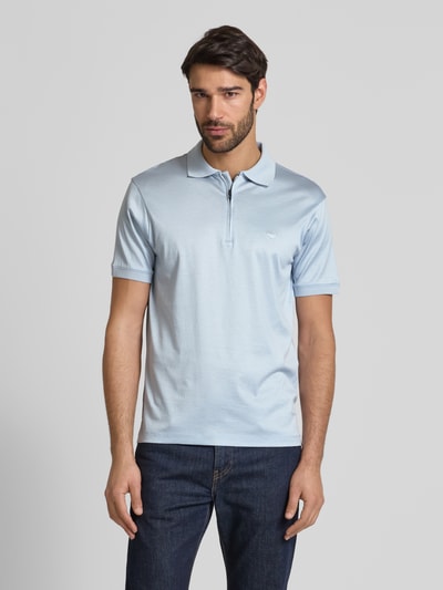 Emporio Armani Regular Fit Poloshirt mit Logo-Badge Hellblau 4