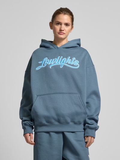 Low Lights Studios Oversized Hoodie mit Label-Stitching Jeansblau 4