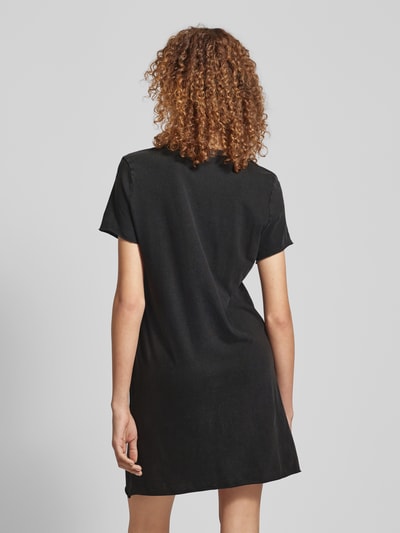 Only Sukienka T-shirtowa z nadrukiem z motywem model ‘LUCY LIFE’ Czarny 5