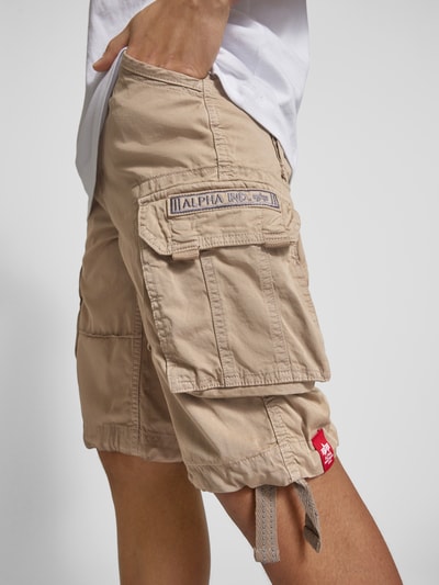 Alpha Industries Bermudas mit Cargotaschen Modell 'JET' Sand 3