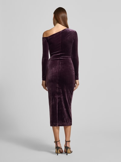 Forever New Cocktailjurk van fluweel in asymmetrische look, model 'Angelina' Prune gemêleerd - 5