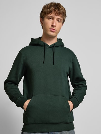 Only & Sons Bluza z kapturem o kroju regular fit z mieszanki bawełny model ‘CERES’ Ciemnozielony 3
