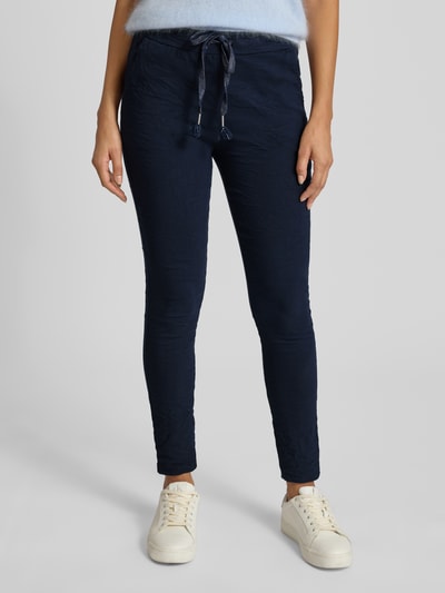 ZABAIONE Spodnie materiałowe o kroju skinny fit z tunelem Granatowy 4