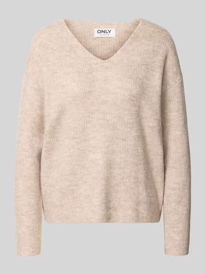 Produktfoto, beigefarbener Regular Fit Pullover mit V-Ausschnitt Modell 'CAMILLA' von ONLY, Damen Pullover von ONLY, grob gerippte Textur