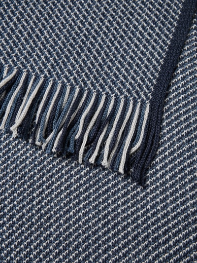 Christian Berg Men Szal z mieszanki wełny z frędzlami Granatowy 2