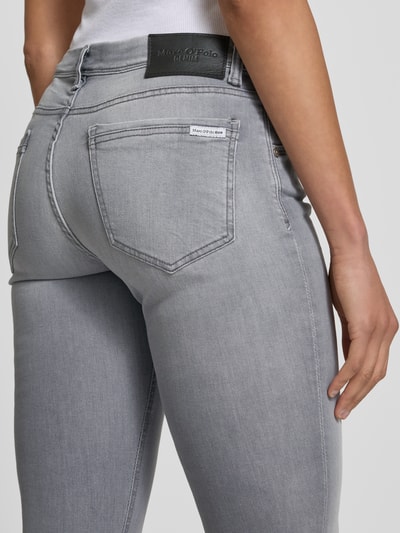 Marc O'Polo Denim Slim Fit Jeans mit Gürtelschlaufen Hellgrau 3