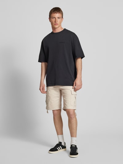 Jack & Jones Szorty cargo o kroju regular fit ze szlufkami na pasek model ‘COLE BARKLEY’ Złamany biały 1