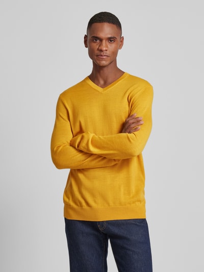 Christian Berg Men Gebreide pullover met V-hals Geel gemêleerd - 4