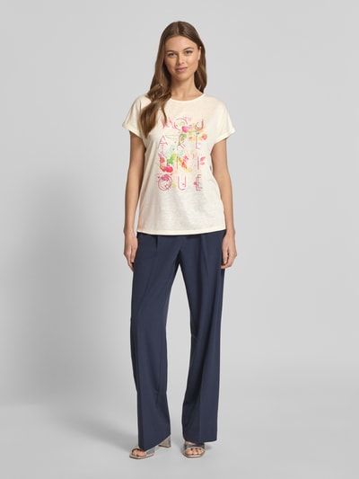 Christian Berg Woman T-shirt z prążkowanym okrągłym dekoltem Złamany biały 1