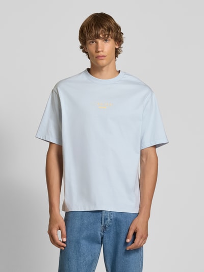 Calvin Klein Jeans Relaxed Fit T-Shirt mit Rundhalsausschnitt Hellblau 4