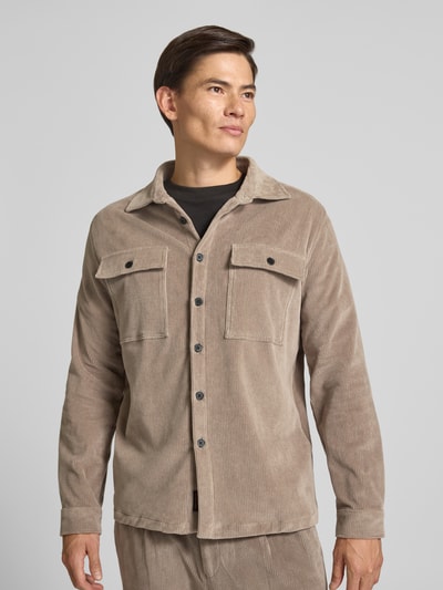 Zuitable Regular Fit Overshirt mit Pattentaschen Modell 'Taylor' Sand 3