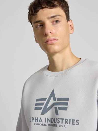 Alpha Industries Sweatshirt mit Label-Print Hellgrau 3
